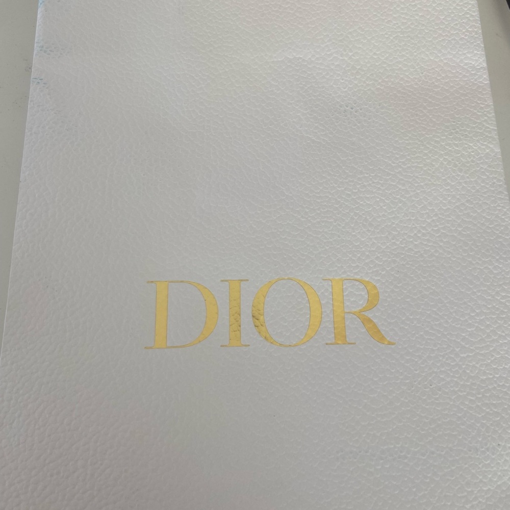 Dior shopping bag with star